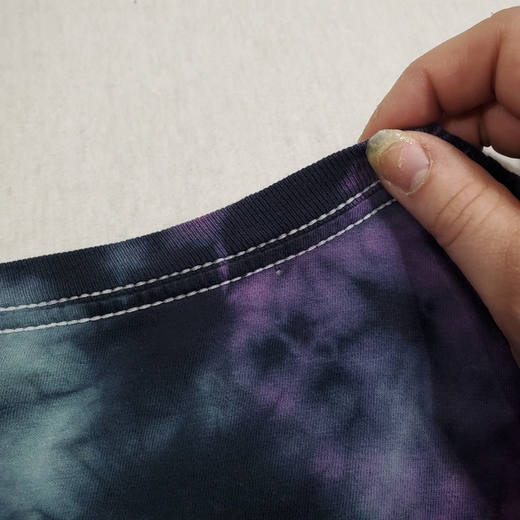 Hot Topic Blue and Purple Crop Top - Picture 11 of 16